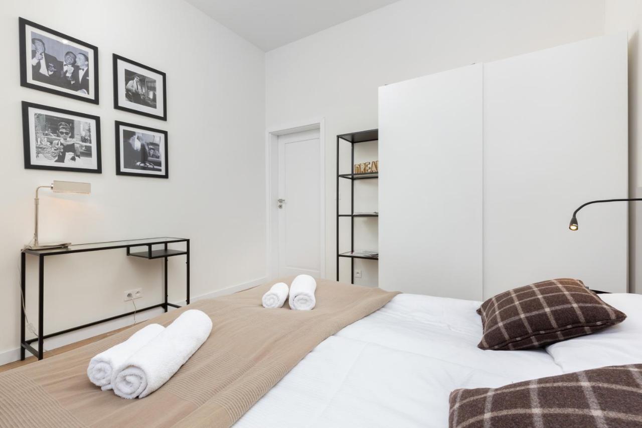 Apartments Warsaw Gagarina By Noclegi Renters Buitenkant foto